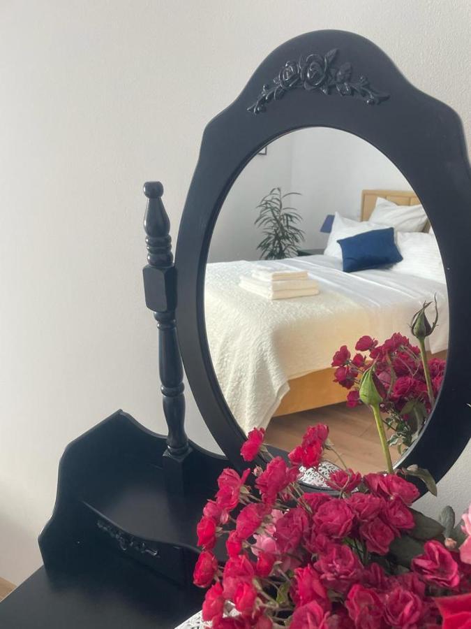 Apartmán Sweet-Bombon Sibiu Exteriér fotografie